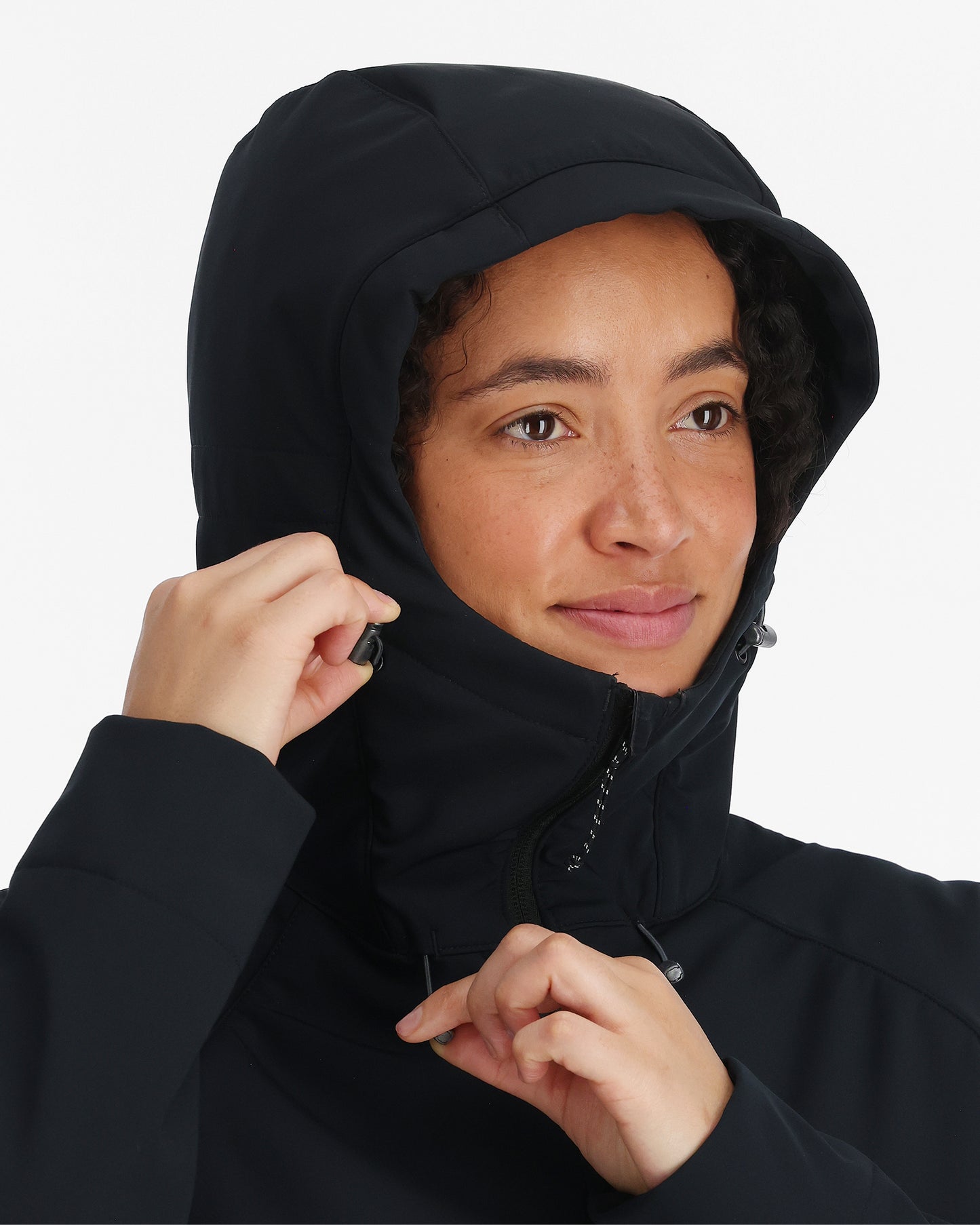  Analyzing image     14061-001-Tamarack-Hoody-Model-F24