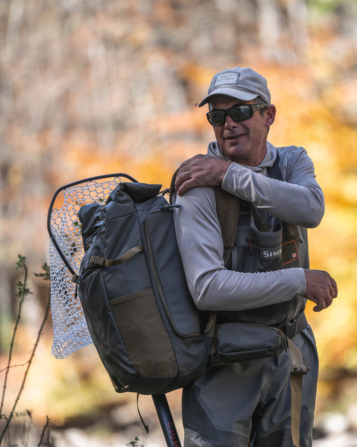 headwaters-backpack -rollover