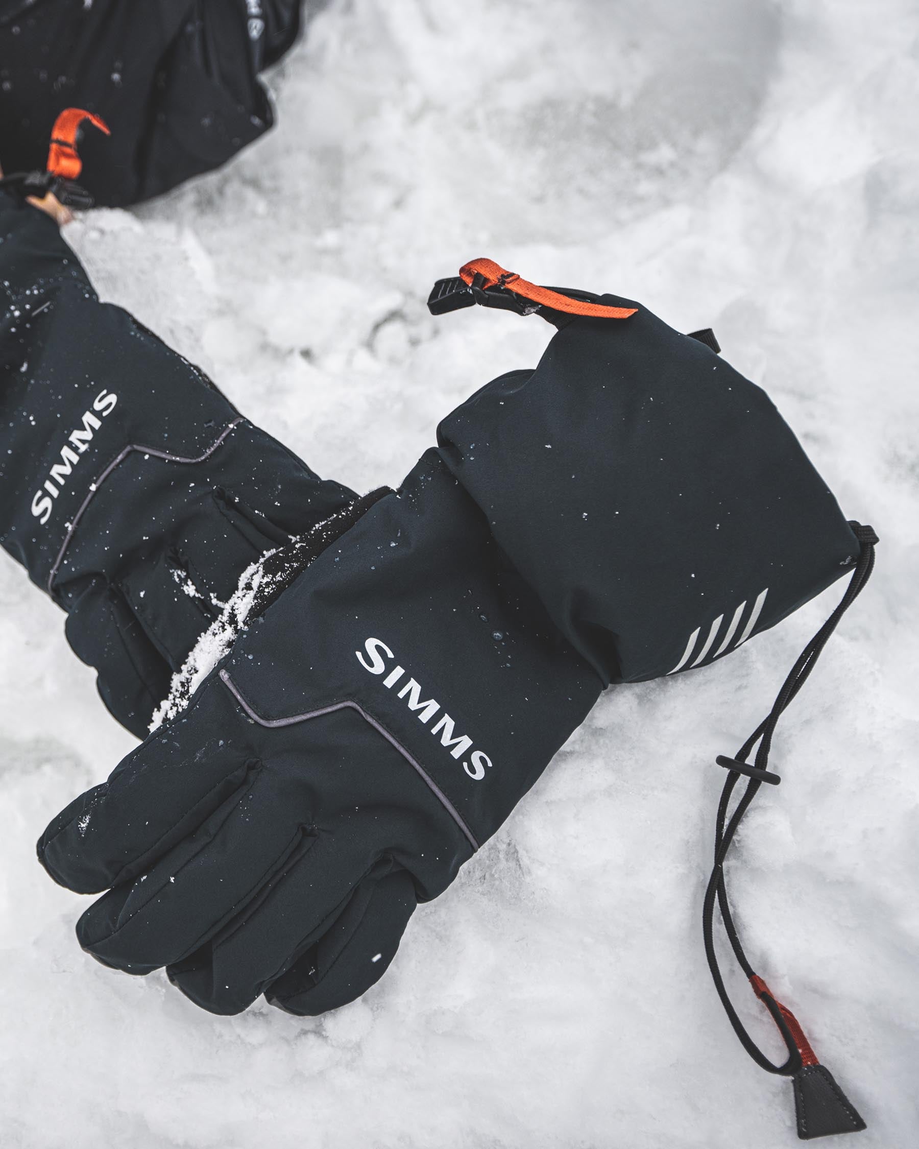 SIMMS Challenger Insulated Glove | Simms Fishing Products